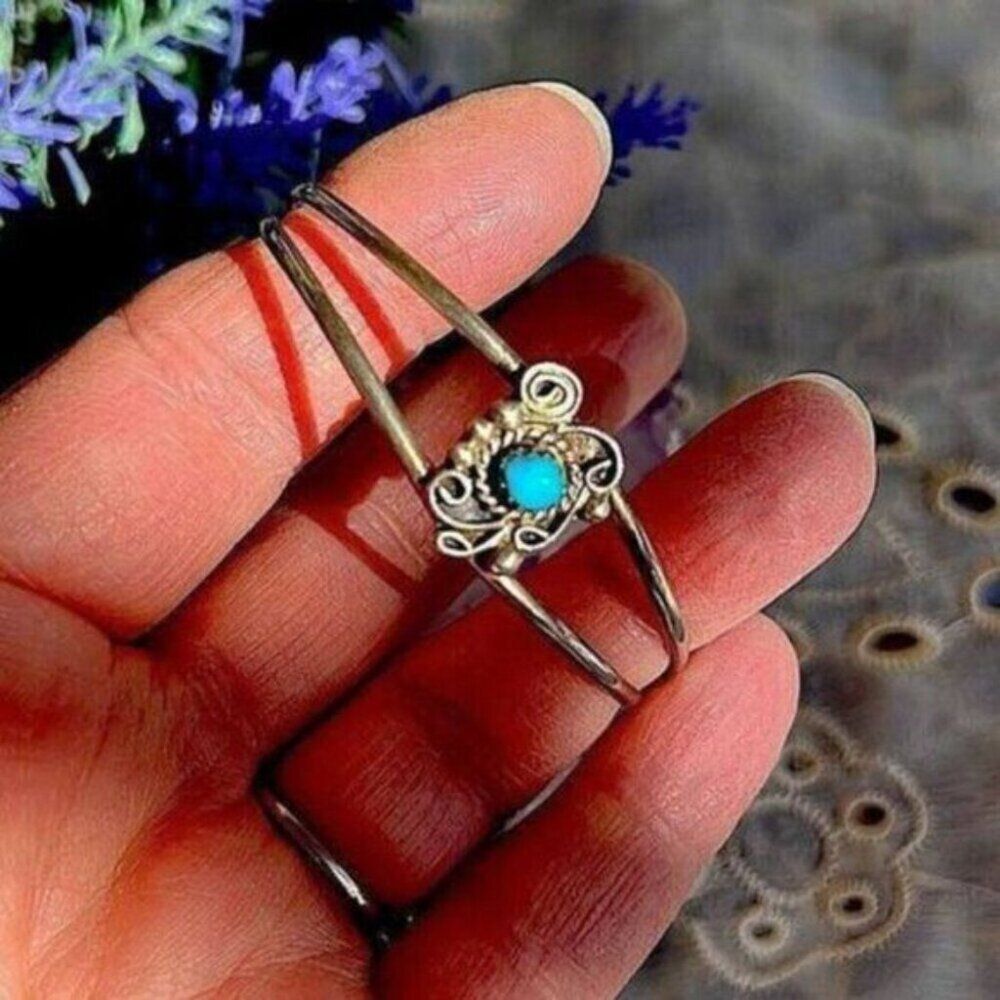 Dainty Vintage Native Turquoise & Sterling Cuff - Picture 6 of 8